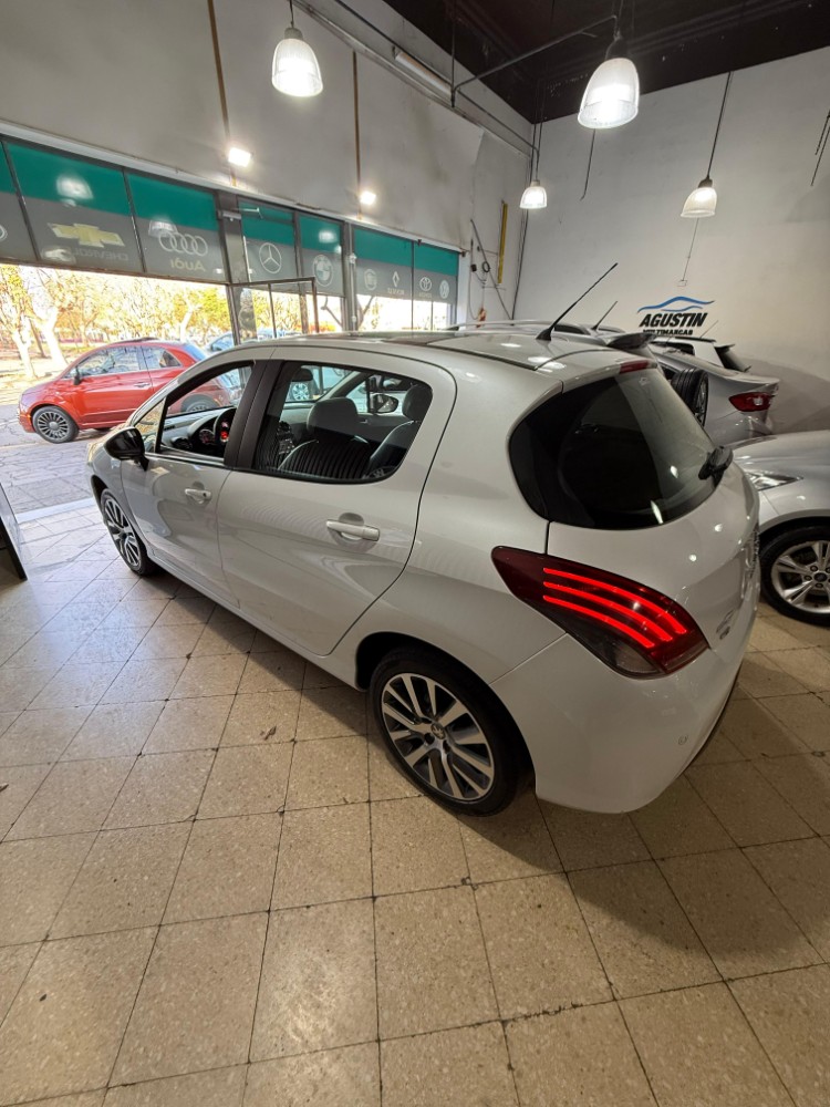 Peugeot 308 AT — foto 4